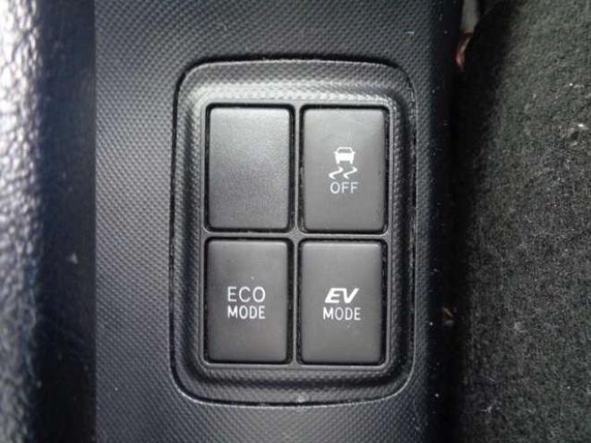 アクア1.5 S　純正ナビ　バックカメラ　スマートキー 2WD 1500