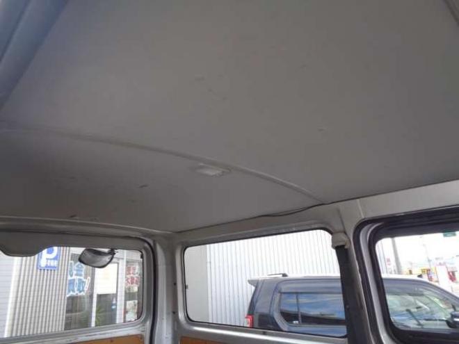 ハイエースバン2.8 DX ロング ディーゼルターボ 4WD　寒冷地仕様　415COBRA　丸目クラシックヘッドライトキット　SAFARIフロントリップスポイラー　16インチアルミ&トーヨーH30　リアヒーター　リアエアコン 2800