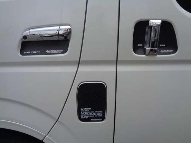 ハイエースバン3.0 スーパーGL ダークプライム ロングボディ ディーゼルターボ 4WD　ワンオーナー　令和6年タイミングベルト交換済　スマートキー　　社外ナビ　バックカメラ　フロント・サイドカメラ　バッドラッカー17インチアルミホイール　バッドフェイスボンネット 3000