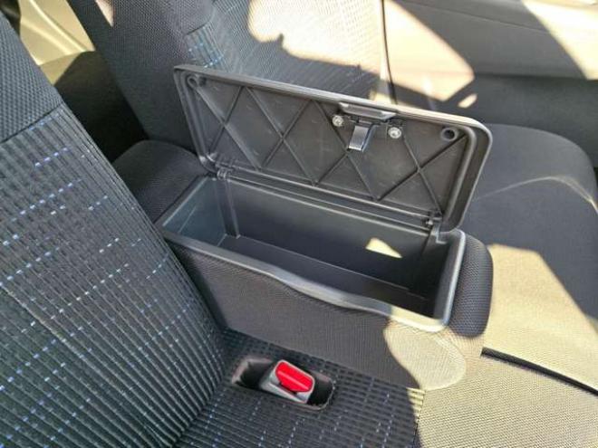 ムーヴカスタム RS SA 4WD　プッシュスタート　スマートキー　エンスタ　本革巻きステアリング　電動格納ミラー　フロントフォグ　ETC　横滑り防止　衝突被害軽減　アイドリングストップ　純正ナビ　フルセグTV　HDMI入出力対応　Bluetooth 660