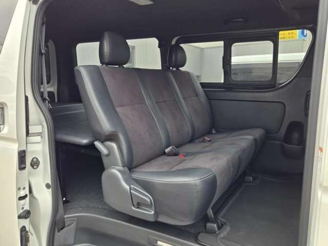 ハイエースバン2.8 スーパーGL ダークプライムII ロングボディ ディーゼルターボ 4WD　ESSEXバージョン　FスポイラーVer3&サイドライナー&リアライナー　ESSEX　ENCD17インチAW　ヨコハマPARADA17インチ　ESSEX3Dフロアマット　ハーフレザーシート　プッシュスタート　スマートキー　リアヒーター 2800