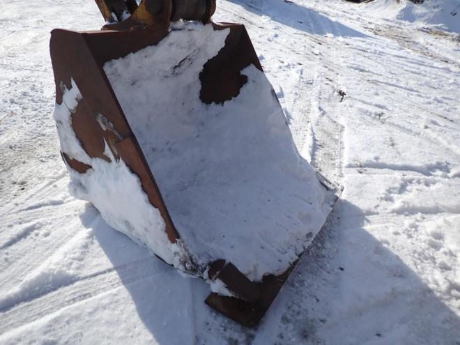 バックホーHB215LC-2　苫小牧ヤード