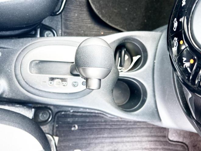 ノート1.2X FOURスマートセーフティED 4WD　ローンが不安な方＜優遇ローン＞本州仕入　寒冷地仕様　エマージェンシーブレーキ 4WD