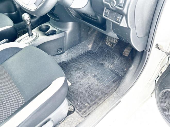 ノート1.2X FOURスマートセーフティED 4WD　ローンが不安な方＜優遇ローン＞本州仕入　寒冷地仕様　エマージェンシーブレーキ 4WD