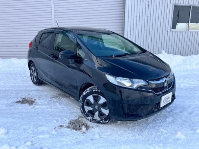 フィットハイブリッドFパッケージ 4WD 1500 5Dr