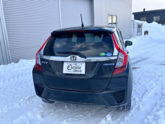 フィットハイブリッドFパッケージ 4WD 1500 5Dr