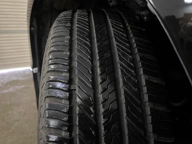 ヴェルファイア２．４Ｚ　プラチナセレクション　寒冷地仕様　禁煙車　パワーバックドア　両側パワースライドドア　ブラックレザーシートカバー　純正ＨＤＤナビ　地デジ　ＤＶＤ再生　Ｂｌｕｅｔｏｏｔｈ　リアフリップダウンモニター　ＨＩＤヘッドライト　ＥＴＣ 4WD 2400 5Dr