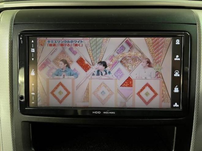 ヴェルファイア２．４Ｚ　プラチナセレクション　寒冷地仕様　禁煙車　パワーバックドア　両側パワースライドドア　ブラックレザーシートカバー　純正ＨＤＤナビ　地デジ　ＤＶＤ再生　Ｂｌｕｅｔｏｏｔｈ　リアフリップダウンモニター　ＨＩＤヘッドライト　ＥＴＣ 4WD 2400 5Dr