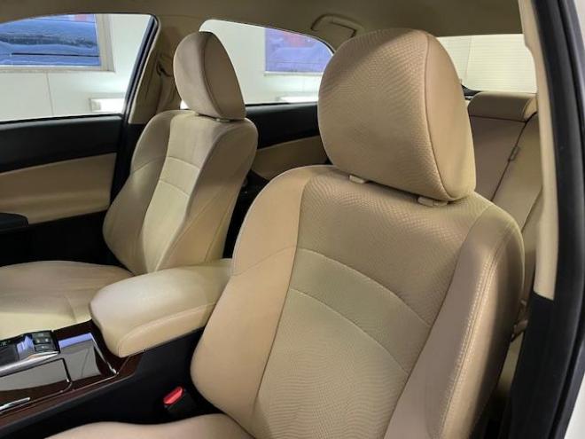 マークX２５０Ｇ　Ｆｏｕｒ　本州仕入　禁煙車　純正１６インチＡＷ　スタッドレスタイヤ付　イクリプスナビ　地デジ　バックカメラ　純正ＨＩＤヘッドライト　エコ＆スノー＆スポーツモード　横滑り防止装置　ＰＵＳＨスタート　スマートキー 4WD 2500 4Dr