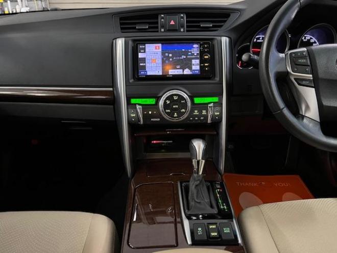 マークX２５０Ｇ　Ｆｏｕｒ　本州仕入　禁煙車　純正１６インチＡＷ　スタッドレスタイヤ付　イクリプスナビ　地デジ　バックカメラ　純正ＨＩＤヘッドライト　エコ＆スノー＆スポーツモード　横滑り防止装置　ＰＵＳＨスタート　スマートキー 4WD 2500 4Dr