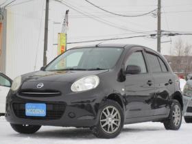 マーチ　1.2 12X FOUR 4WD　切替式4WD プッシュスタート スマートキー エンジンスターター リア5面フイルム張り ルーフアンテナ 社外アルミ タイミングチェーン車 過去整備記録簿 1200