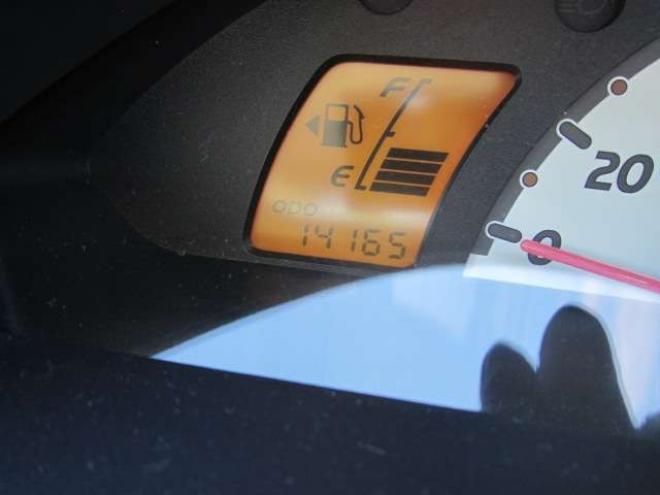 オッティS FOUR 4WD　1オーナー 4WD 5速MT 走行14000km シートヒーター キーレス CD プライバシーガラス 記録簿 夏冬タイヤ付 1年間走行無制限保証付 660