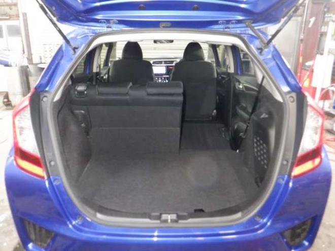 フィット1.5 ハイブリッド Fパッケージ 4WD　ナビ・TV・Bluetooth・LEDヘッドライト・ワイパーデアイサー・純正エンスタ・フォグランプ・スマートキー・プッシュスタート・寒冷地仕様 1500