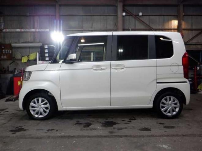 N-BOXG EX ホンダセンシング 4WD　本州仕入・ナビ・TV・B/T・Bカメラ・両側電動・LEDヘッドライト・1オーナー・スマートキー・プッシュスタート・シートヒーター・オートライト・衝突軽減・クルコン・ステアリングスイッチ・クリアランスソナー 660