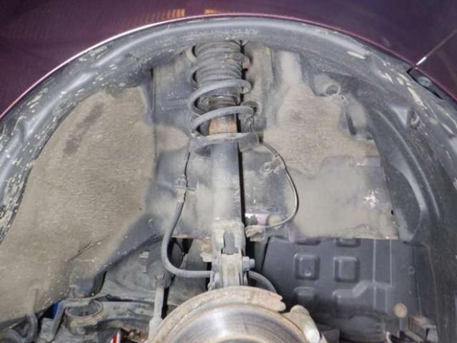 ミラココアL 4WD　ナビ・TV・B/T・Bカメラ・社外エンスタ・車検新規2年・リア修復済み・キーレスキー・エコアイイドル・ライトレベライザー・ベンチシート 660