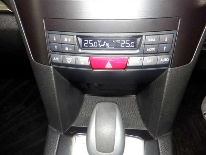 レガシィワゴン2.5 i アイサイト 4WD　本州仕入・後期型・ナビ・TV・B/T・Bカメラ・スマートキー・プッシュスタート・HID・電動シート・フォグランプ・ETC・ヘッドライトウォッシャー・クルコン・衝突軽減・アイドリングストップ・ 2500