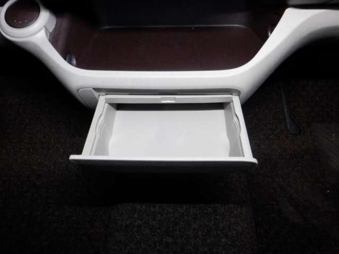 パッソ1.0 プラスハナ Gパッケージ 4WD　本州仕入　4WD　ナビ　フルセグTV　Bluetoothオーディオ　バックカメラ　ETC　フォグランプ　ライトレベライザー　ドアバイザー　スマートキー 1000