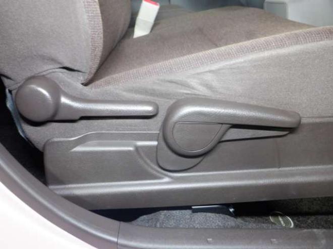 パッソ1.0 プラスハナ Gパッケージ 4WD　本州仕入　4WD　ナビ　フルセグTV　Bluetoothオーディオ　バックカメラ　ETC　フォグランプ　ライトレベライザー　ドアバイザー　スマートキー 1000