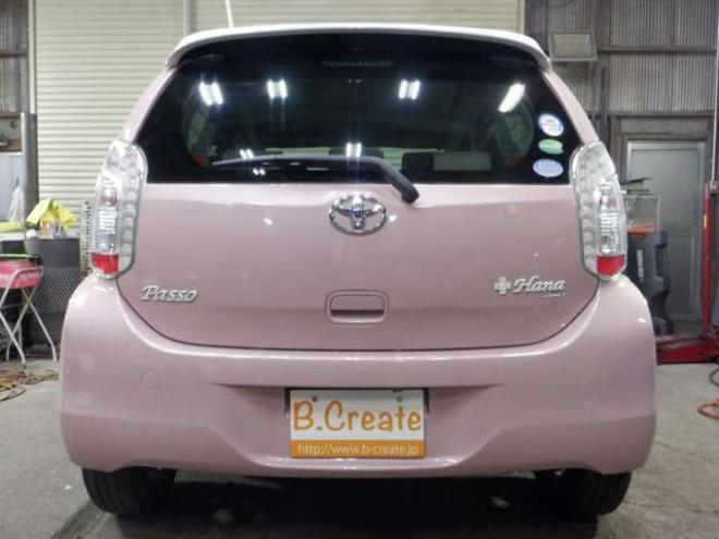 パッソ1.0 プラスハナ Gパッケージ 4WD　本州仕入　4WD　ナビ　フルセグTV　Bluetoothオーディオ　バックカメラ　ETC　フォグランプ　ライトレベライザー　ドアバイザー　スマートキー 1000