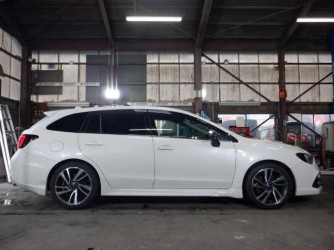 レヴォーグ1.6 GT-S アイサイト 4WD　ナビ・B/T・TV・Bカメラ・ETC・クルコン　本州仕入　USB接続　バックカメラ　サイドカメラ　パワーシート　BSM　LEDヘッドライト　フォグ 1600