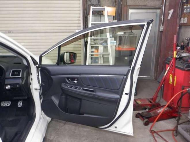 レヴォーグ1.6 GT-S アイサイト 4WD　ナビ・B/T・TV・Bカメラ・ETC・クルコン　本州仕入　USB接続　バックカメラ　サイドカメラ　パワーシート　BSM　LEDヘッドライト　フォグ 1600