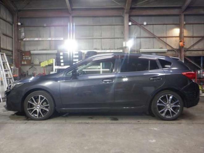 インプレッサスポーツ 2.0 i-L アイサイト 4WD　ブラックレザーセレクション　本州仕入れ　4WD　MOPナビ　B/T　TV　バックカメラ　ETC　クルコン　シートヒーター　レザーシート　衝突軽減　LEDヘッドライト　フォグランプ　ドアバイザー　スマートキー 2000