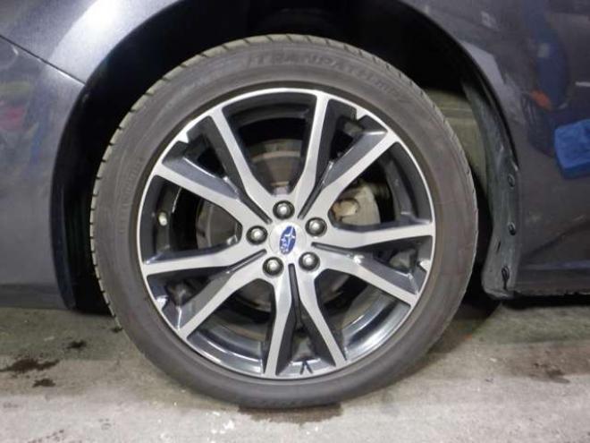 インプレッサスポーツ 2.0 i-L アイサイト 4WD　ブラックレザーセレクション　本州仕入れ　4WD　MOPナビ　B/T　TV　バックカメラ　ETC　クルコン　シートヒーター　レザーシート　衝突軽減　LEDヘッドライト　フォグランプ　ドアバイザー　スマートキー 2000