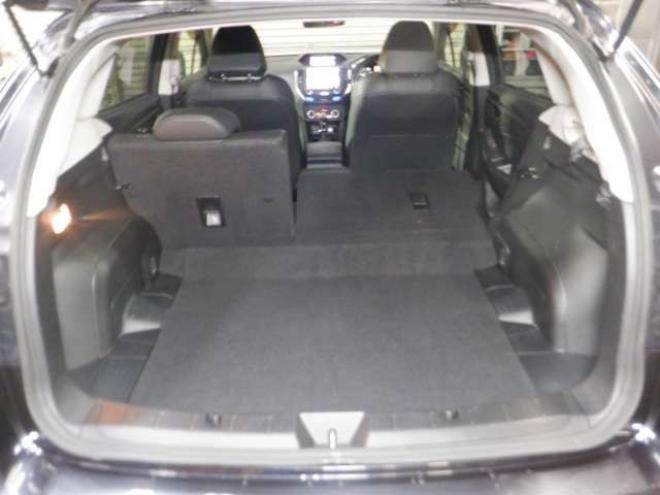 インプレッサスポーツ 2.0 i-L アイサイト 4WD　ブラックレザーセレクション　本州仕入れ　4WD　MOPナビ　B/T　TV　バックカメラ　ETC　クルコン　シートヒーター　レザーシート　衝突軽減　LEDヘッドライト　フォグランプ　ドアバイザー　スマートキー 2000