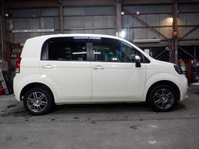 ポルテ1.5 F 4WD　ナビ・TV・B/T・Bカメラ・パワスラ・ETC・ワイパーデアイサー・ライトレベライザー・社外エンスタ・フォグランプ・社外15インチAW 1500