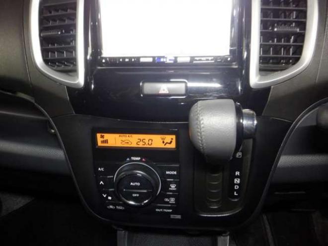 ソリオ1.2 バンディット 4WD　本州仕入・ナビ・TV・B/T・Bカメラ・両側電動・スマートキー・プッシュスタート・HID・シートヒーター・純正AW・フォグランプ 1200