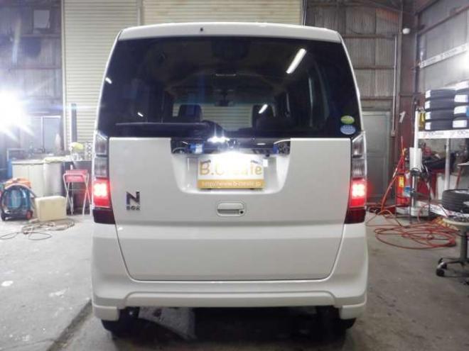 N-BOXG Lパッケージ 4WD　本州仕入・ナビ・TV・Bカメラ・両側電動 660