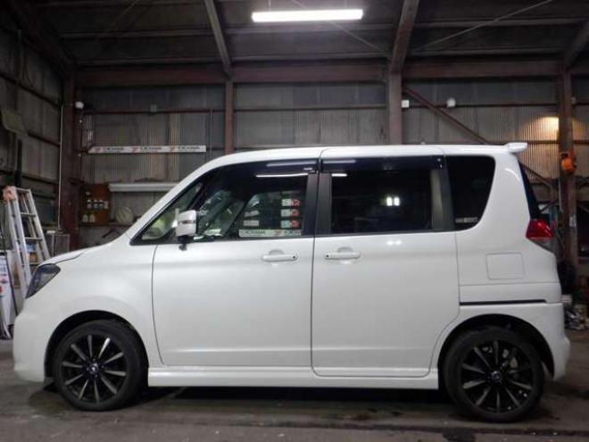 ソリオ1.2 バンディット 4WD　4WD　ナビ　フルセグTV　USB接続　バックカメラ　サイドカメラ　シートヒーター　両側パワスラ　100V電源　HID　フォグランプ　ドアバイザー　スマートキー　プッシュスタート 1200