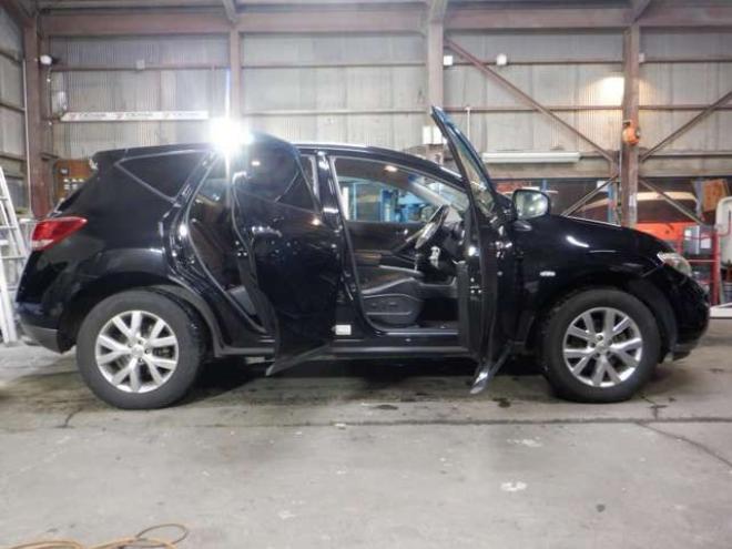 ムラーノ2.5 250XV FOUR 4WD　本州仕入・後期型・メーカーナビ・TV・Bカメラ・サイドカメラ・B/T・革シート・インテリキー・プッシュスタート・ETC・前席パワーシート・クルコン・HID・シートヒーター・フォグランプ・BOSEサウンド 2500