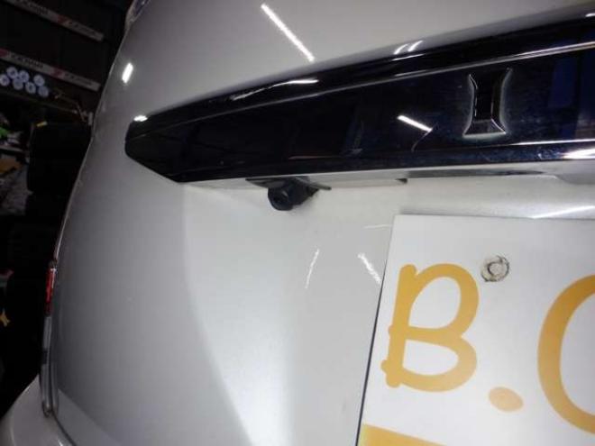 アイシス1.8 プラタナ 4WD　ナビ・TV・B/T・Bカメラ・パワスラ・寒冷地仕様・クリアランスソナー・ETC・リアヒーター・スマートキー・プッシュスタート・社外エンスタ・フォグランプ・オートエアコン 1800