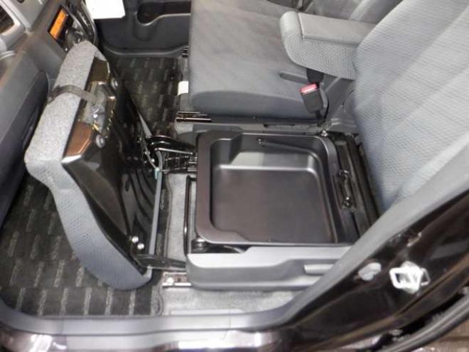 スペーシアX リミテッド スマートフォン連携ナビゲーション装着車 4WD　本州仕入・スマホ連携ナビ・TV・B/T・Bカメラ・両側電動・前席シートヒーター・衝突軽減・スマートキー・プッシュスタート・HID・ETC・純正AW・アイドリングストップ・ステアリングスイッチ 660