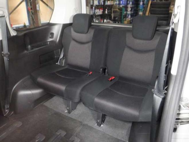 セレナ2.0 ハイウェイスター 4WD　ナビ・TV・Bカメラ・B/T・両側電動・インテリキー・プッシュスタート・アイドリングストップ・クルコン・HID・ETC・フォグランプ・純正AW・寒冷地仕様・純正エンスタ・リア席サンシェード 2000