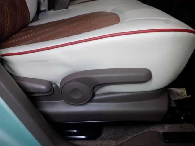 ラパンショコラ X 4WD　ナビ・TV・DVD再生・バックカメラ・スマートキー・プッシュスタート・HID・シートヒーター・アイドリングストップ・ETC・社外エンスタ・ベンチシート・ドアバイザー・オートライト 660