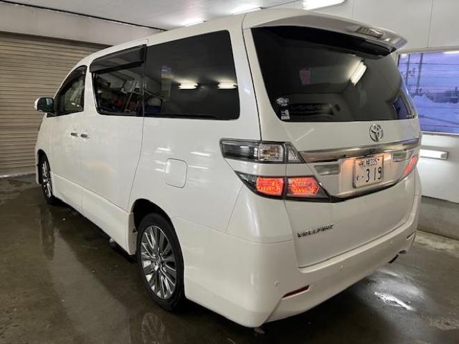 ヴェルファイア２．４Ｚ　ゴールデンアイズ　後期型　ワンオーナー　寒冷地仕様　禁煙車　両側パワースライドドア　パワーバックドア　純正ＨＤＤナビ　地デジ　ＤＶＤ再生　Ｂｌｕｅｔｏｏｔｈ　純正リアフリップダウンモニター　エンジンスターター　ＥＴＣ 4WD 2400 5Dr