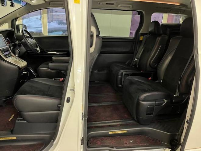 ヴェルファイア２．４Ｚ　ゴールデンアイズ　後期型　ワンオーナー　寒冷地仕様　禁煙車　両側パワースライドドア　パワーバックドア　純正ＨＤＤナビ　地デジ　ＤＶＤ再生　Ｂｌｕｅｔｏｏｔｈ　純正リアフリップダウンモニター　エンジンスターター　ＥＴＣ 4WD 2400 5Dr