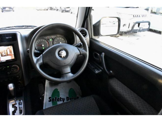 ジムニーXC　４ＷＤ　ターボ　本州仕入　夏／冬タイヤ　社外ナビ／フルセグＴＶ