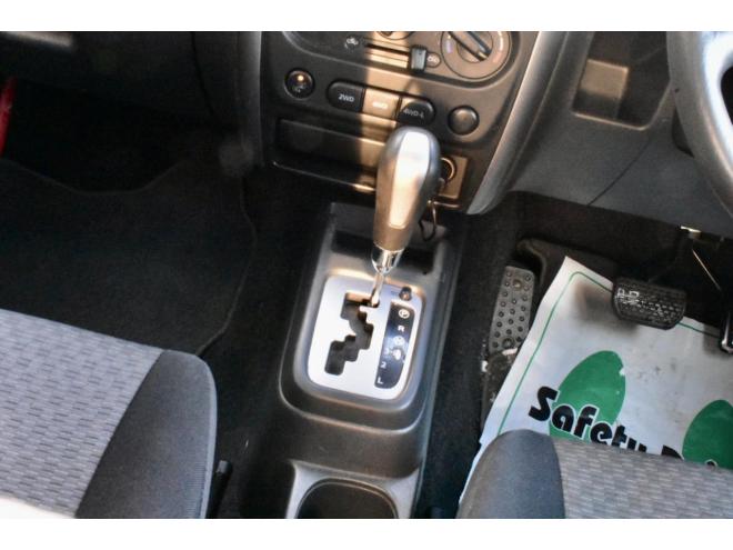 ジムニーXC　４ＷＤ　ターボ　本州仕入　夏／冬タイヤ　社外ナビ／フルセグＴＶ