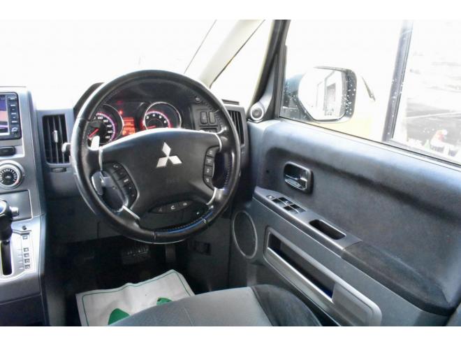 デリカD:5　4WD　Gナビ　本州仕入　ロックフォードサウンド　新品フロントガード　夏冬タイヤ付き