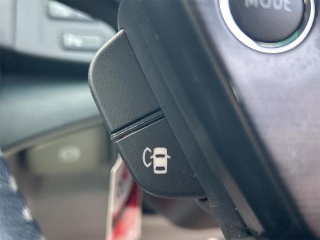 クラウンロイヤル 2.5 ロイヤルサルーン i-Four 4WD　ドライブレコーダー　クリアランスソナー　オートクルーズコントロール　バックカメラ　ナビ　TV　アルミホイール　オートライト　HID　スマートキー　盗難防止システム DVD再生 2500