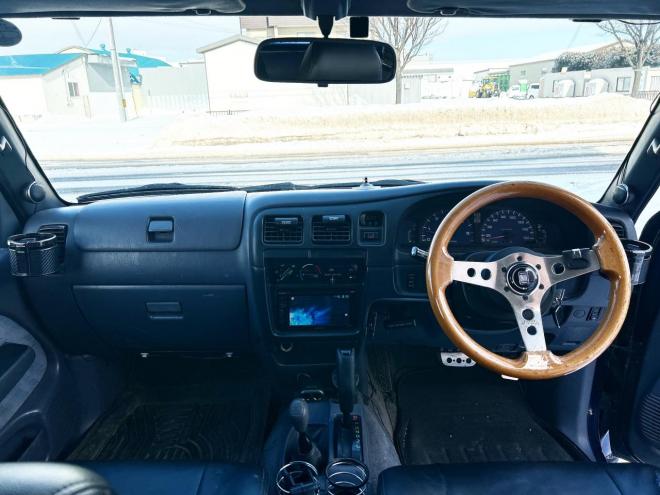 ハイラックススポーツPU EXTキャブ2.4DTワイドボディ4WD　ローンが不安な方＜優遇ローン＞　ユーザー買取車　ディーゼル車　リフトアップ　LEDライト　LEDテール 4WD 2400 5Dr