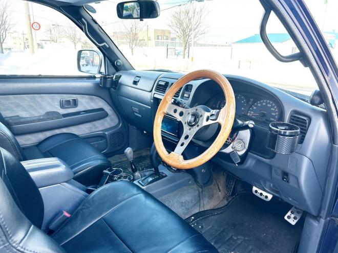 ハイラックススポーツPU EXTキャブ2.4DTワイドボディ4WD　ローンが不安な方＜優遇ローン＞　ユーザー買取車　ディーゼル車　リフトアップ　LEDライト　LEDテール 4WD 2400 5Dr