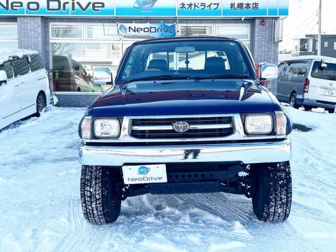 ハイラックススポーツPU EXTキャブ2.4DTワイドボディ4WD　ローンが不安な方＜優遇ローン＞　ユーザー買取車　ディーゼル車　リフトアップ　LEDライト　LEDテール 4WD 2400 5Dr