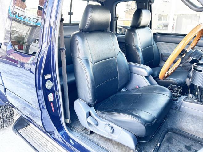 ハイラックススポーツPU EXTキャブ2.4DTワイドボディ4WD　ローンが不安な方＜優遇ローン＞　ユーザー買取車　ディーゼル車　リフトアップ　LEDライト　LEDテール 4WD 2400 5Dr