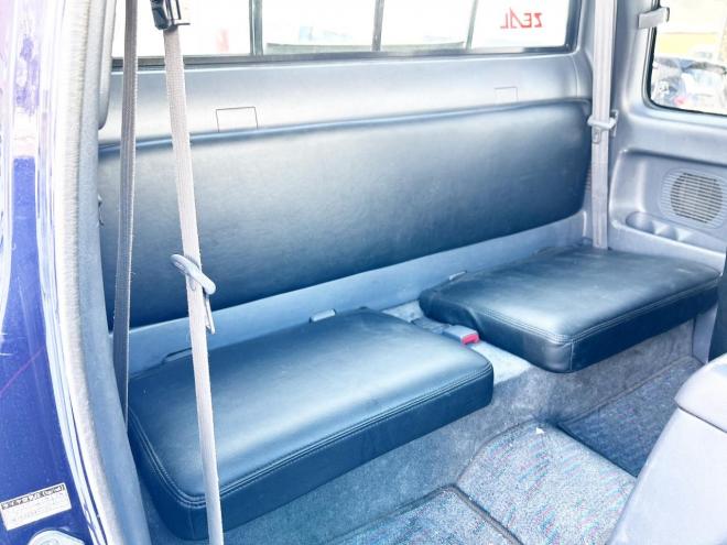 ハイラックススポーツPU EXTキャブ2.4DTワイドボディ4WD　ローンが不安な方＜優遇ローン＞　ユーザー買取車　ディーゼル車　リフトアップ　LEDライト　LEDテール 4WD 2400 5Dr