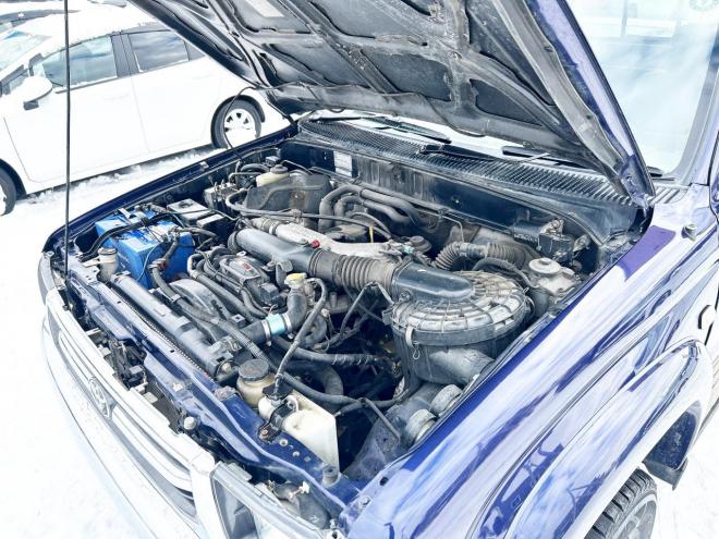 ハイラックススポーツPU EXTキャブ2.4DTワイドボディ4WD　ローンが不安な方＜優遇ローン＞　ユーザー買取車　ディーゼル車　リフトアップ　LEDライト　LEDテール 4WD 2400 5Dr