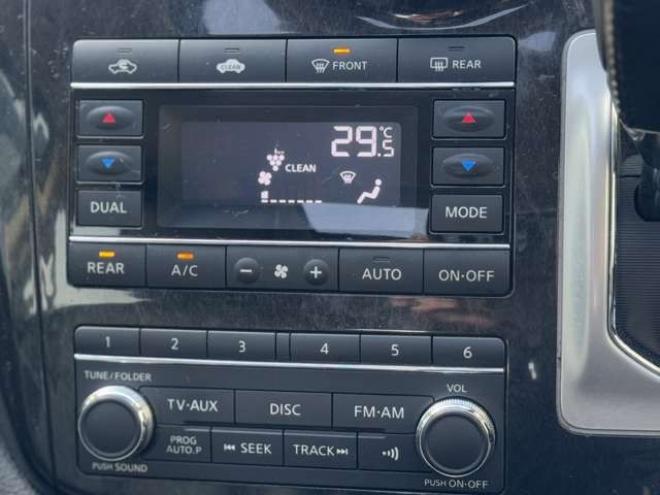 エルグランド3.5 ライダー 4WD　本革シート　サンルーフ　両側Pスライド　パワーバックドア 3500